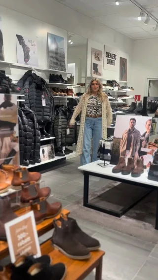 Här kommer en friendly reminder till dig som ska fira fars dag på söndag 🩶 Vi har gjort det enkelt för dig och bett @scorettigor samla sina 5 bästa presenttips för att göra dagen extra speciell för alla superpappor 👞✨

Kom in och låt dig inspireras 💙

#kvarteretigor #västeråsbästacityshopping #västerås #västeråscity