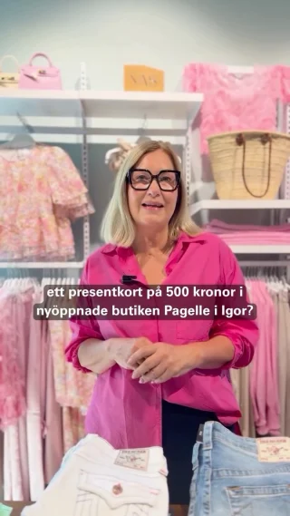 Idag kl 10 öppnar Pagelle i Kvarteret Igor 🌞 Vill du vinna ett presentkort på 500kr i deras nyöppnade butik?

🌸 Följ oss @kvarteretigor och @pagelle_sverige 
🌸 Kommentera vad du eller din mamma hade älskat att få på mors dag
🌸 Tagga en vän som du gillar! 

Tävlingen avslutas 29/5, presentkortet på 500kr gäller endast i Pagelles butik i Kvarteret Igor och hämtas ut i butiken. 
Tävlingen är inte sponsrad, administrerad eller associerad med Instagram/facebook. Tävlingen pågår endast på Instagram. 

#kvarteretigor #västeråsbästacityshopping